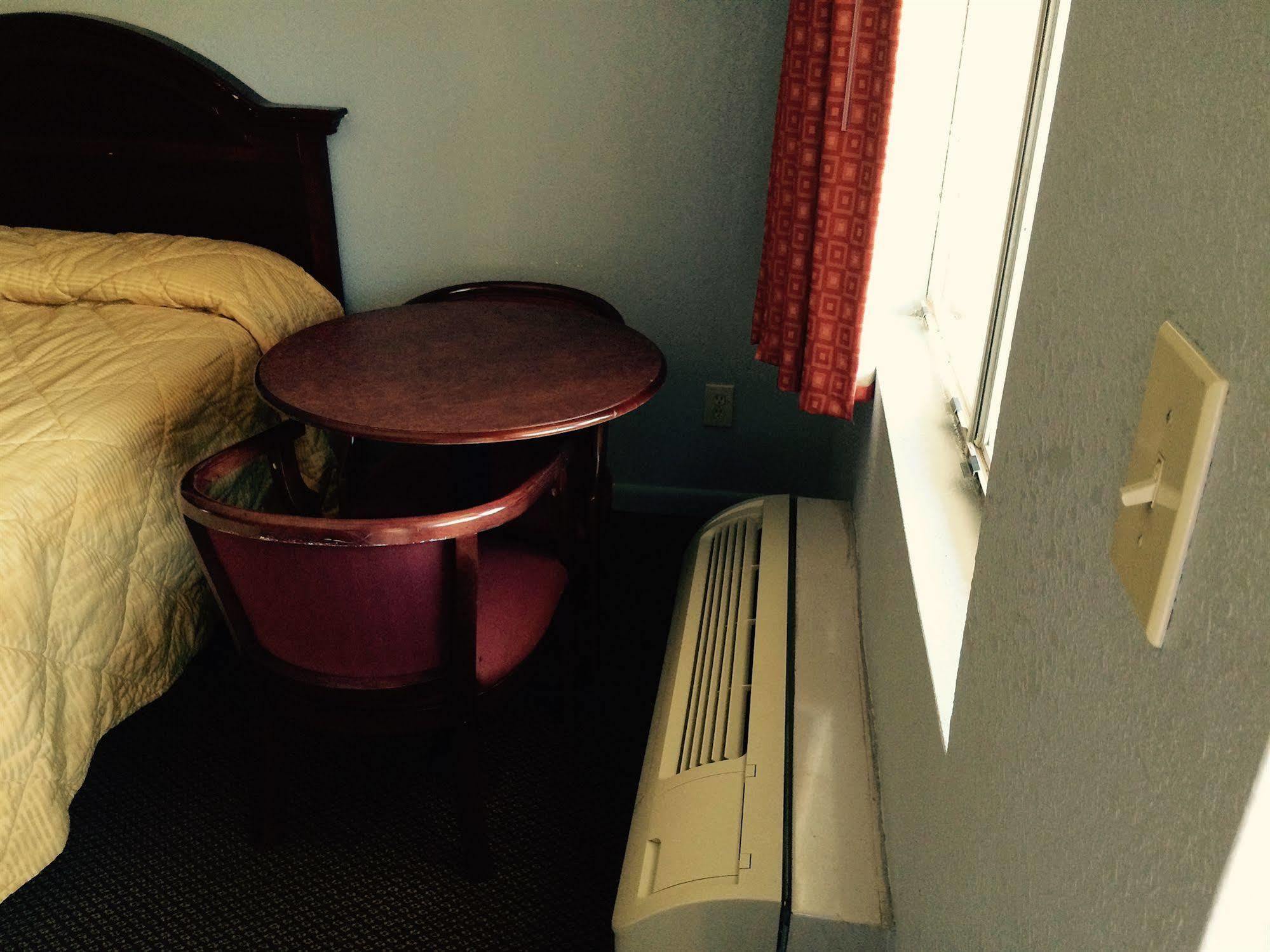 Relax Inn Birmingham Extérieur photo